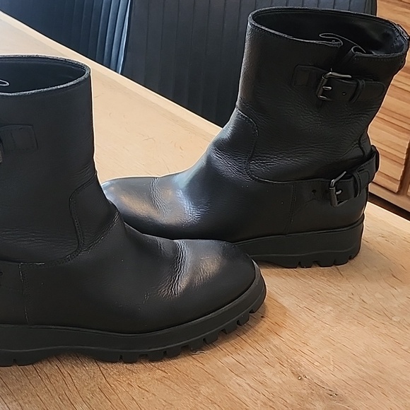 Prada Milano double buckle biker boots black, size 38.5 - Picture 6 of 6